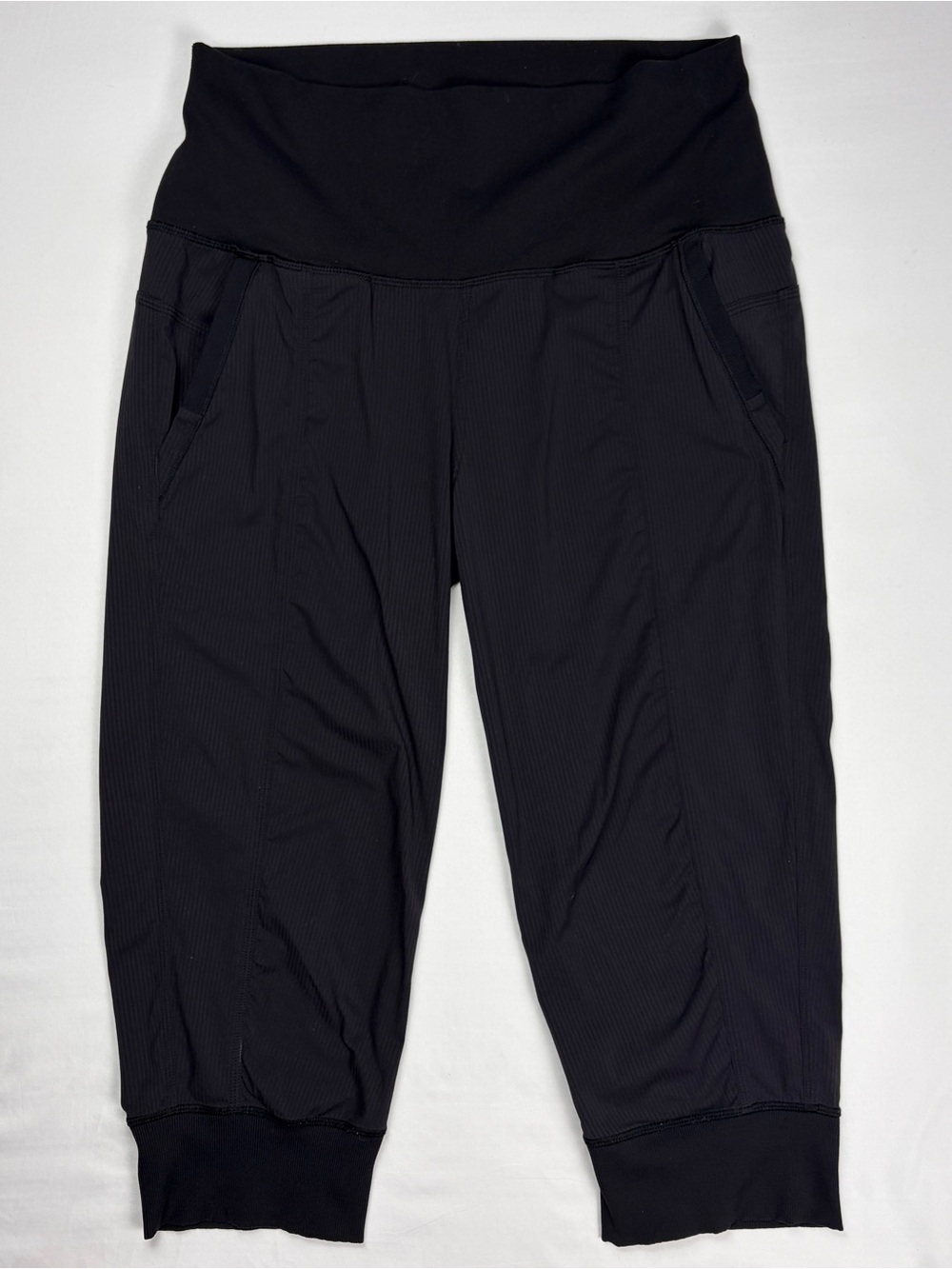 Lululemon Dance Studio Crop Pants Size 10 Black Athletic Jogger